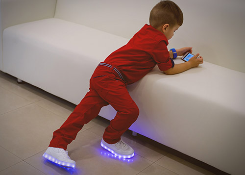 kids light up shoes